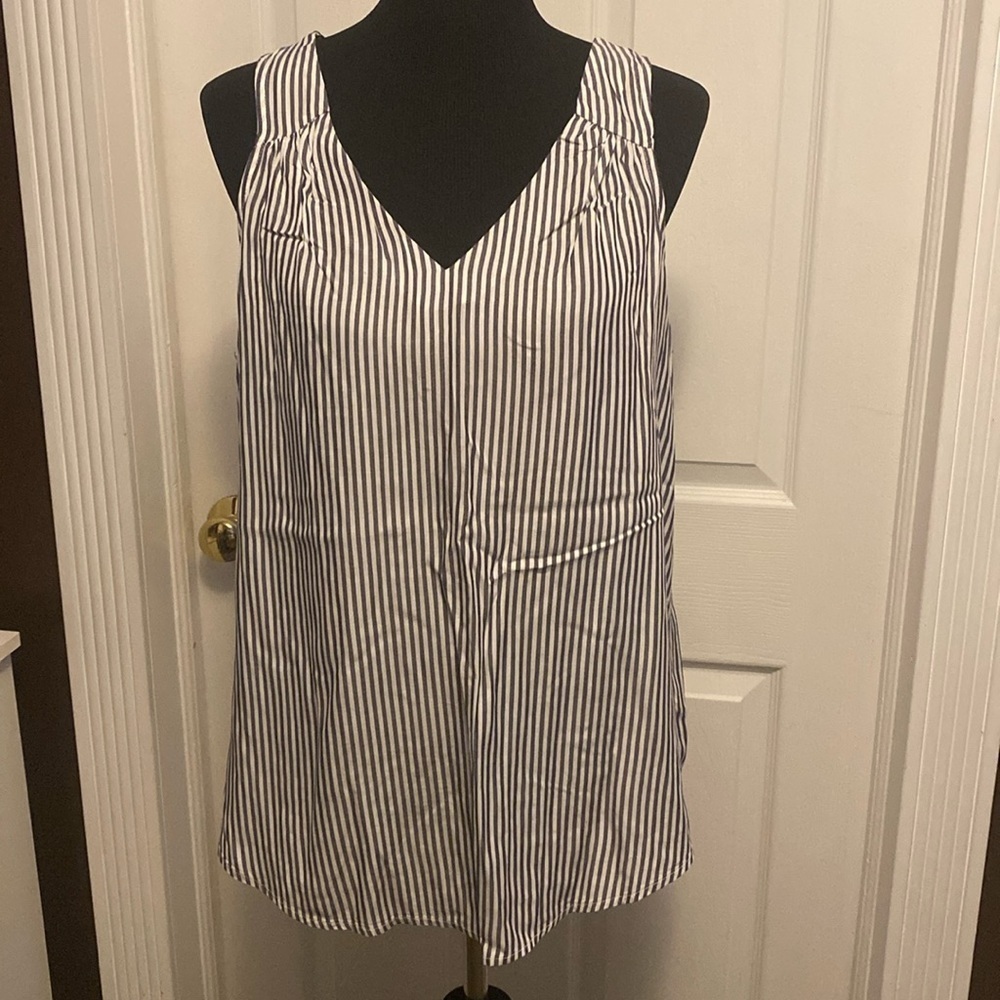 Old Navy Women’s Sleeveless Tank Top Blue White Striped sz L NWOT